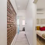 Doormans House Center By Homeful Homes