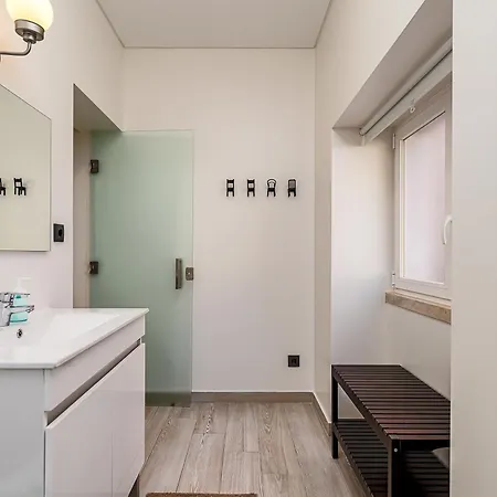 Doormans House Center By Homeful Homes