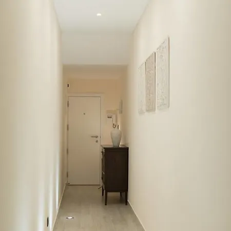 Doormans House Center By Homeful Homes