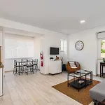 Doormans House Center By Homeful Homes * Lizbona