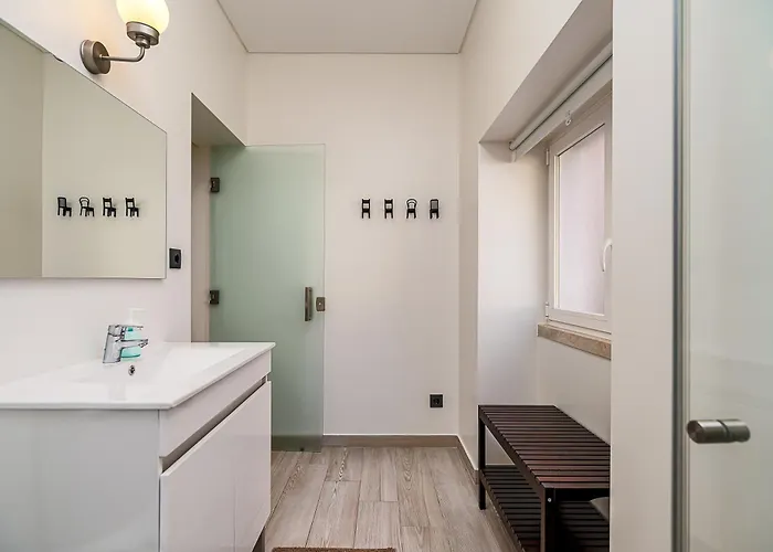 Doormans House Center By Homeful Homes